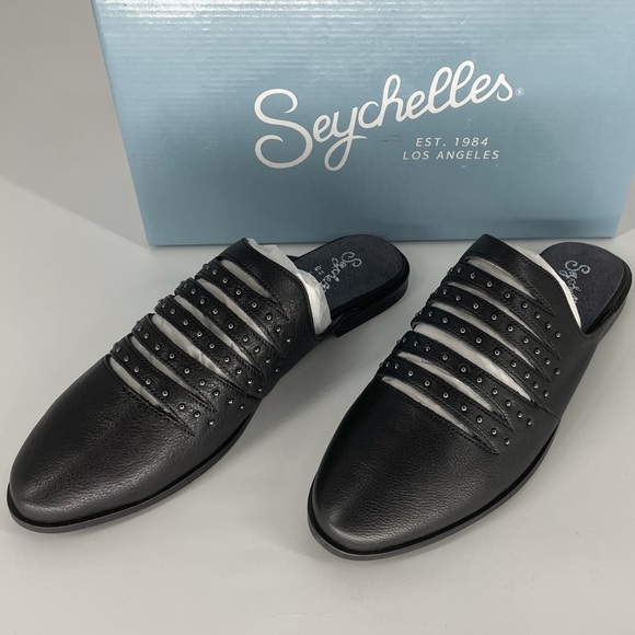 SEYCHELLES NWB Undivided Studded Black and Silver Mules Shoes Size 8 - Picture 3 of 7